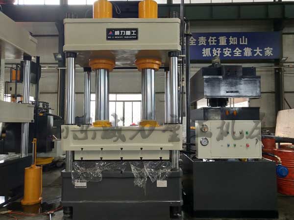315噸銅質雕塑成型液壓機