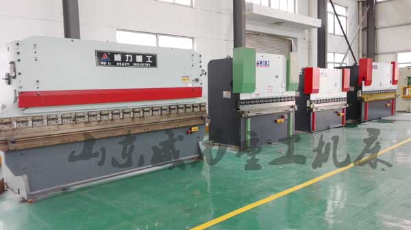 160噸液壓板料折彎機