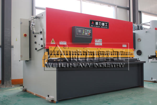 12x2500液壓擺式剪板機(jī)