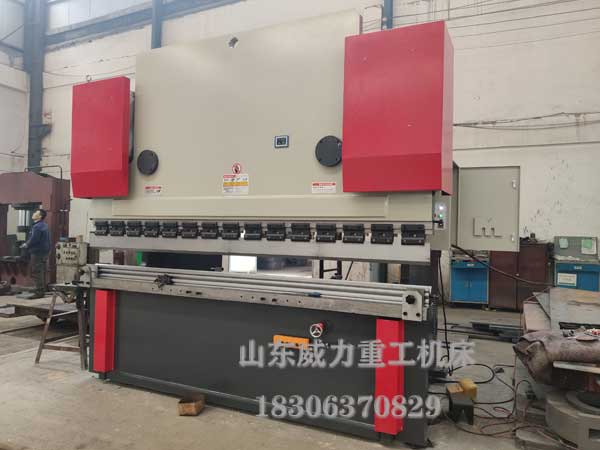 wc67y-3000t/3200液壓折彎?rùn)C(jī)