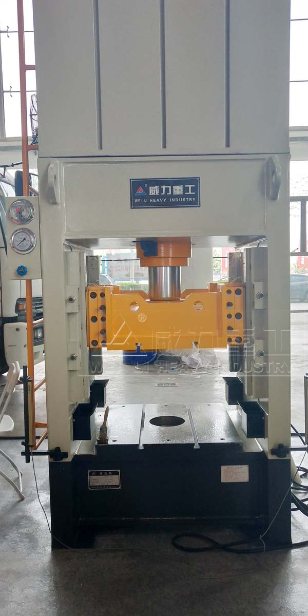 YW96K-100T碳纖維制品成型框式液壓機