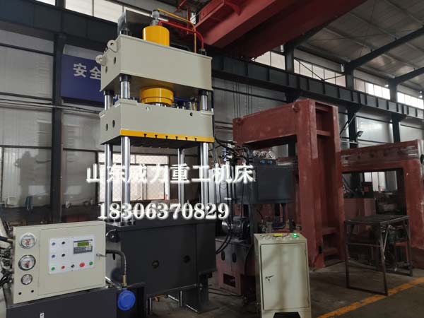 200噸液壓墊拉伸機(jī)