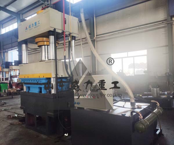 400噸不銹鋼水箱板模壓成型液壓機(jī)