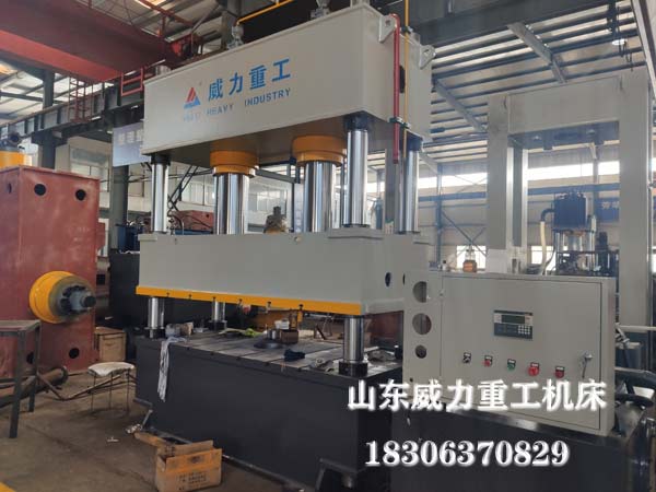315噸不銹鋼水塔封蓋拉伸機