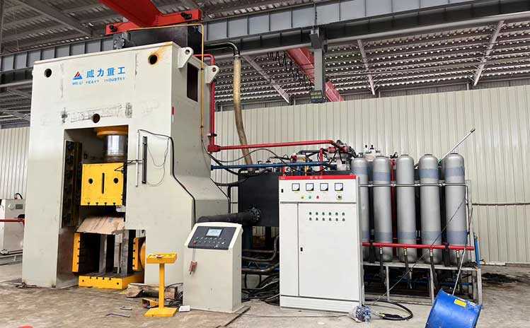 2000噸框架式液壓機_YW32K